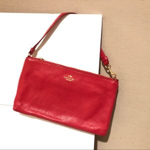 🔥🔥 Must go! 🔥 Coach Red Leather Clutch